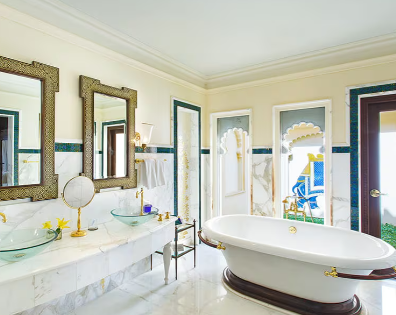 Luxury 3