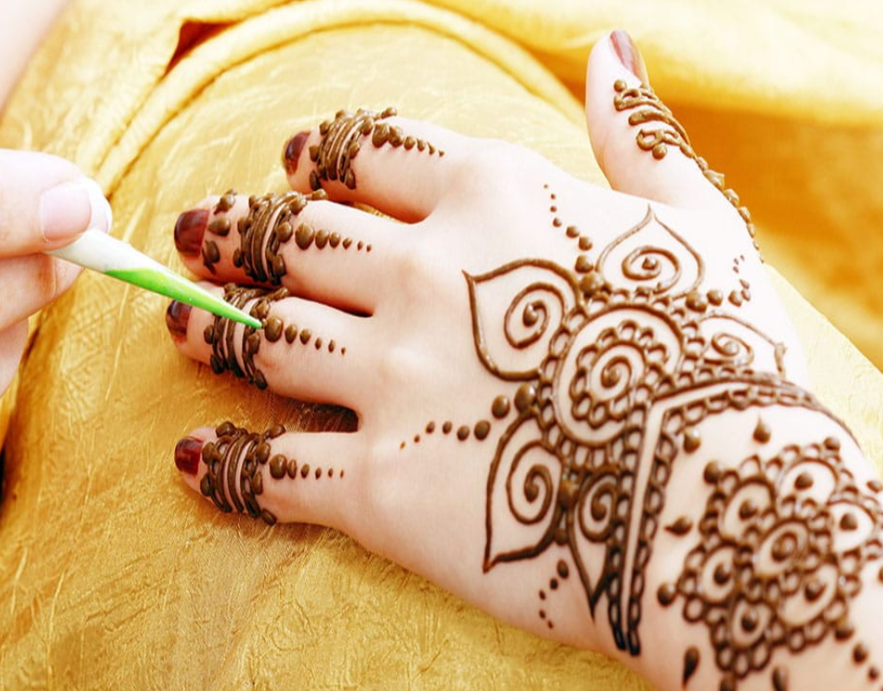 Henna Painting